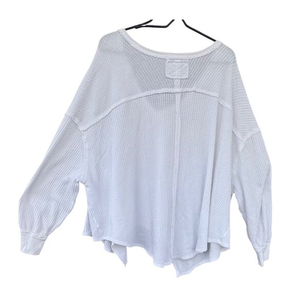 We The Free White Oversized Size Medium Waffle Knit V-Neck Top Sleeve Tunic - Picture 4 of 10